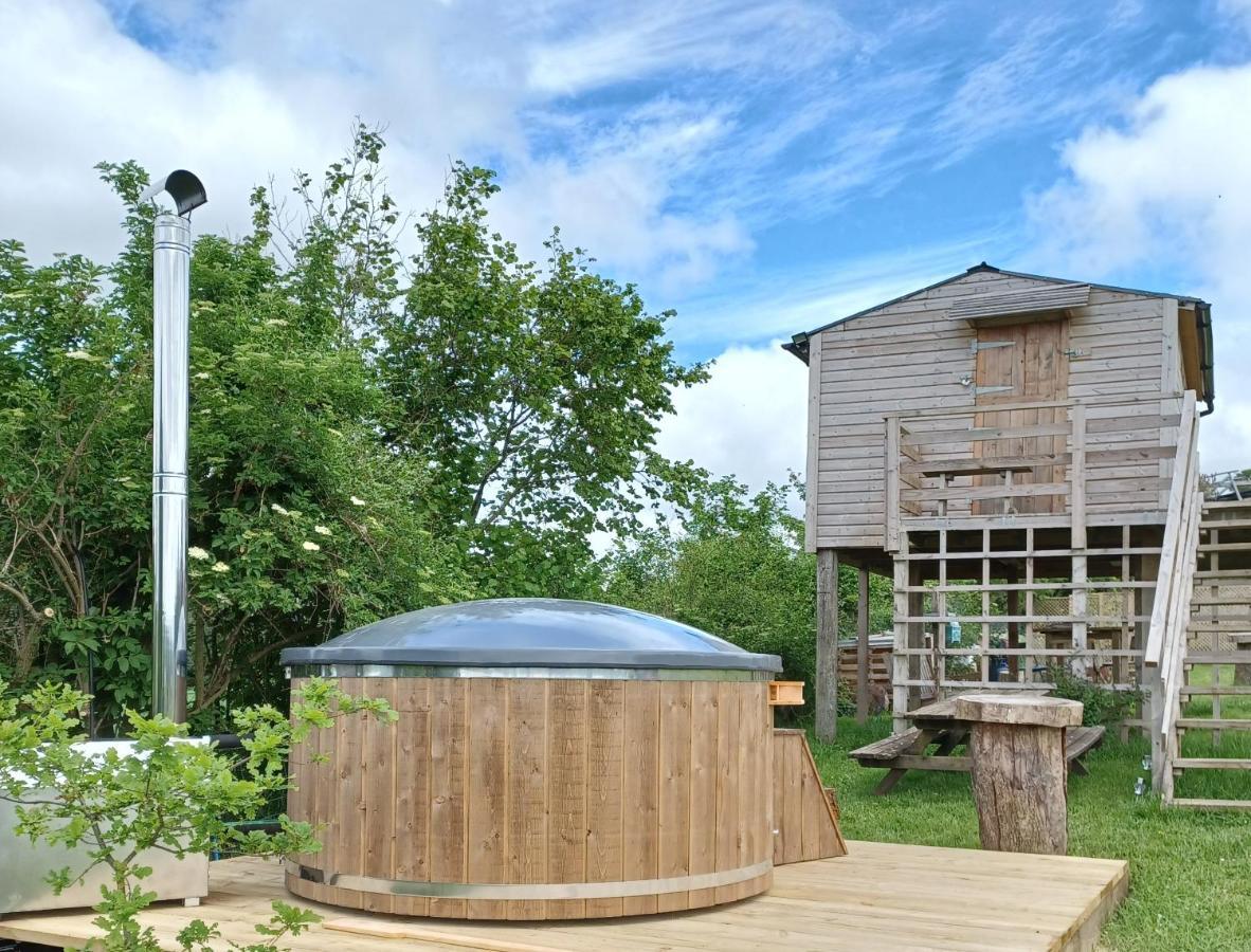 Norwell View Farm Glamping With Hot Tubs Hotel Bath Luaran gambar