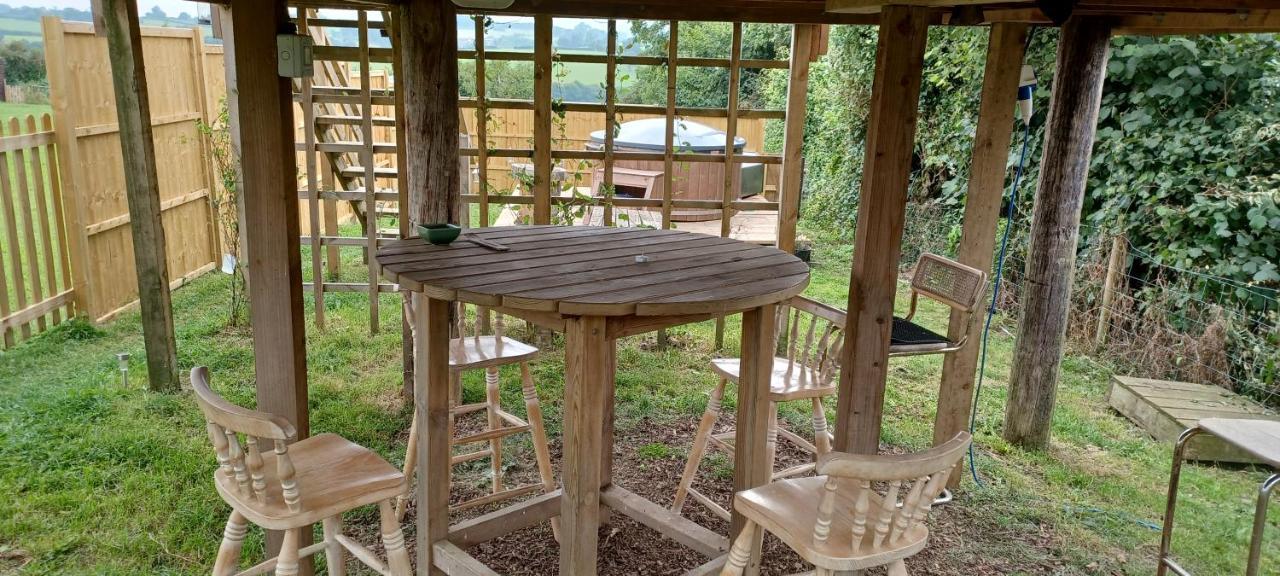 Norwell View Farm Glamping With Hot Tubs Hotel Bath Luaran gambar